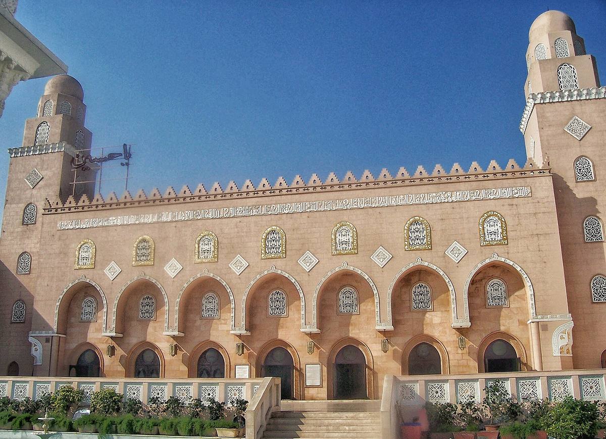Masjid-e-Moazzam, Surat