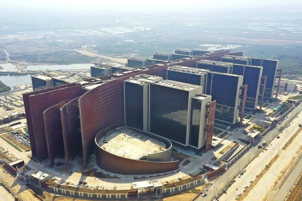 Surat Diamond Bourse, hub of the Saurashtrian diamond workforce